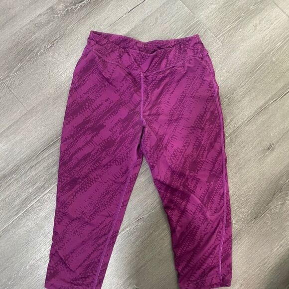 Workout capri bundle  - Picture 3 of 7